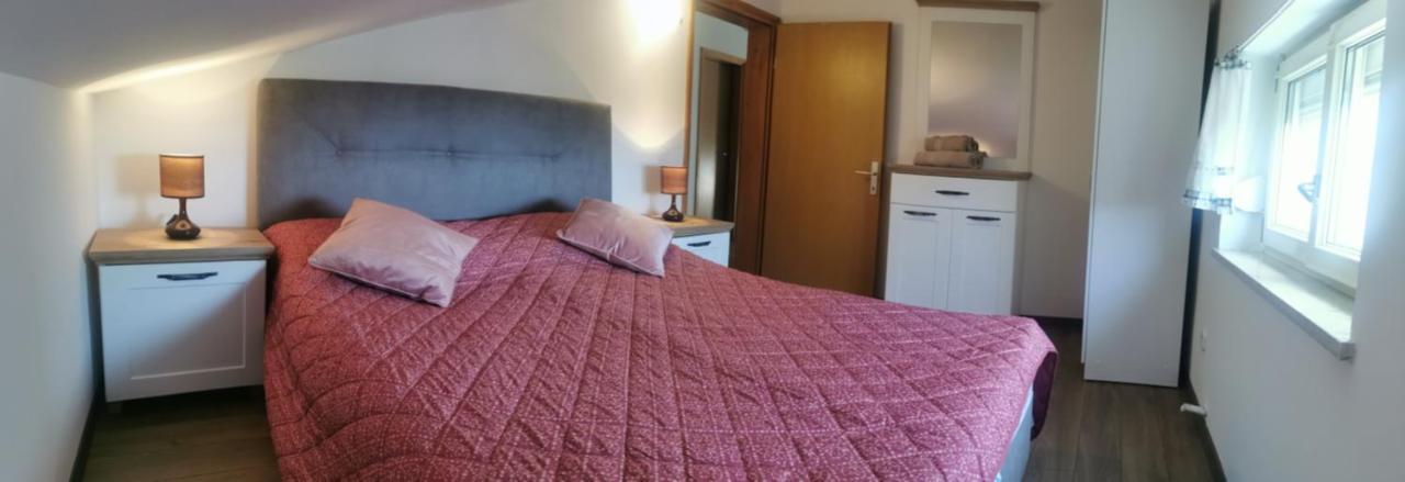 Apartments Slisko Porec Ngoại thất bức ảnh