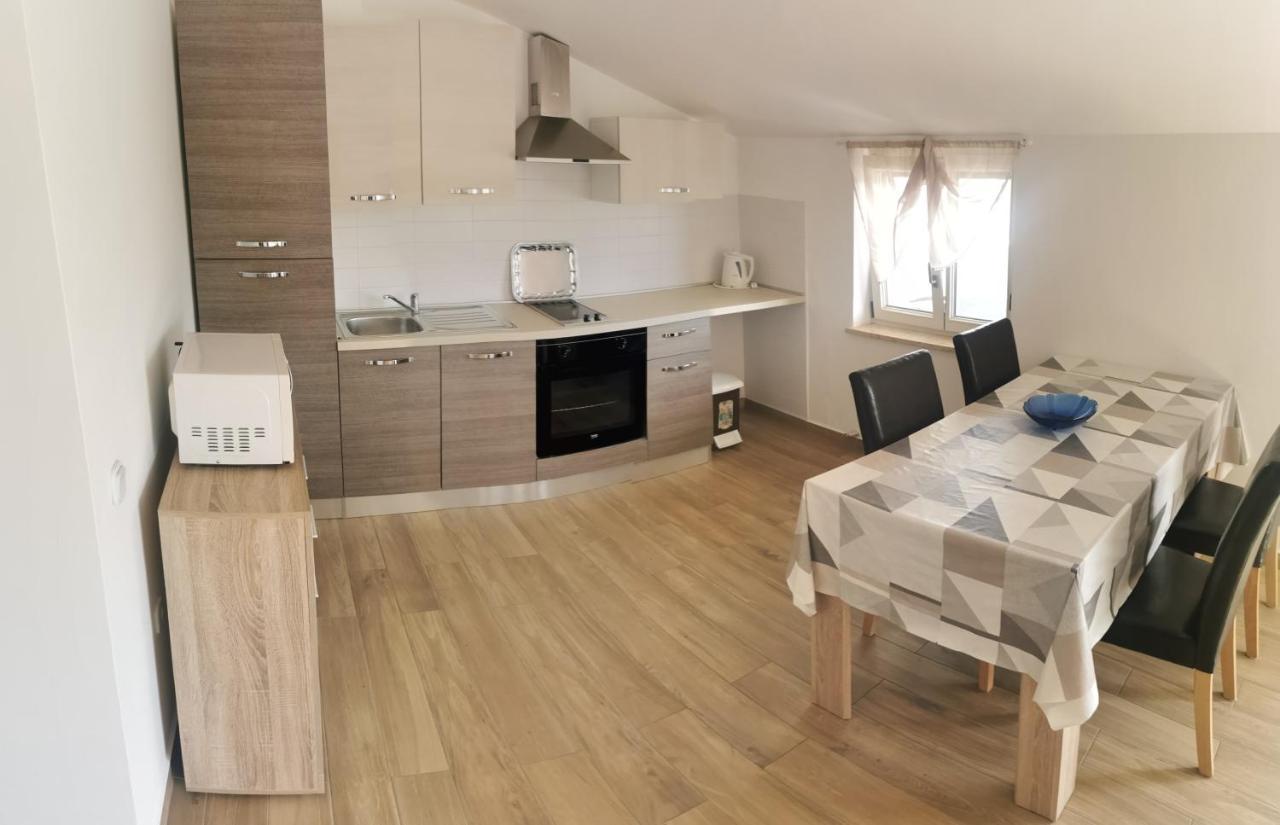 Apartments Slisko Porec Ngoại thất bức ảnh